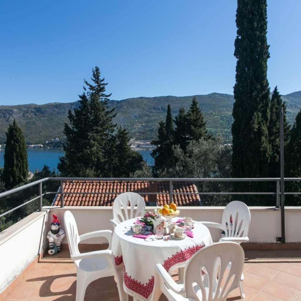 Apartments Marija - 50M From Beach Zaton  Exterior photo